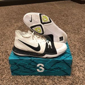 Nike kyrie 3